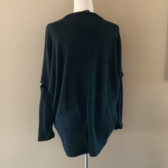 Plaid long sleeve sweater - Picture 6 of 7